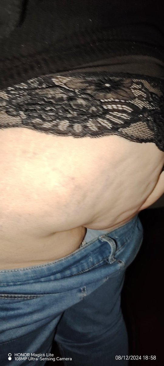pierodavide's tweet photo. Bel culetto https://t.co/cWWD3Spi3u