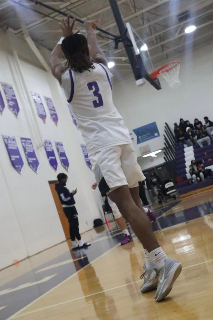 After the first week of the season, we are enjoying the journey and benefiting from the hard work this off season. Senior Bryce Thompson who shot 41% from 3 last year is off to a great start hitting 13 3s in the fist 3 games. He is a sharp shooter poised for a great Sr season.