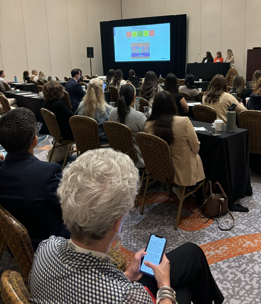 At #FCOM2024, we tackled key healthcare challenges—tech integration, workforce shortages, and evolving patient needs. Together, we’re finding solutions! 🚀
 
How are you tackling these challenges? 👇

 #HealthcareInnovation #TechIntegration #FCOM2024