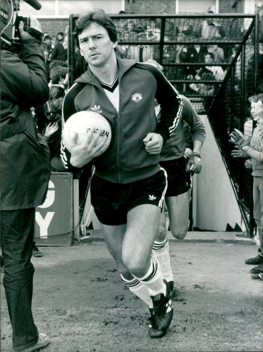 Bryan Robson 1983 FA Cup semi-final, Villa Park