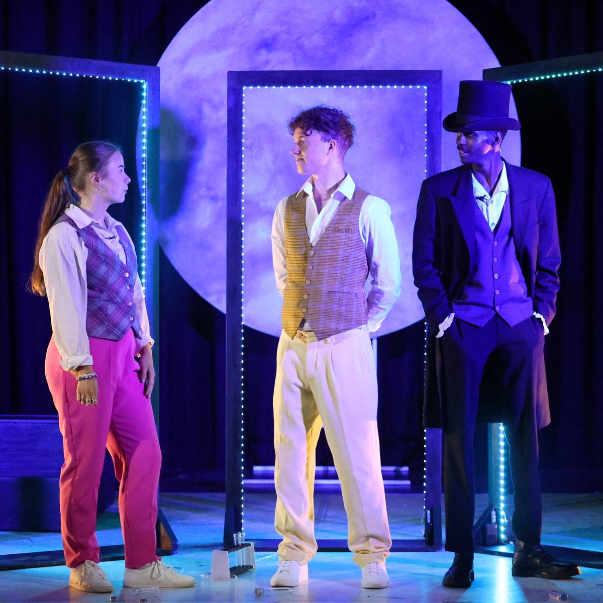 Box Clever (@clevertheatre) on Twitter photo Celebrate BoxFest with us at <a href="/TheUnionTheatre/">The Union Theatre</a> as we present #ACHRISTMASCAROL by this season's touring company, followed by a new piece of writing from Marc Zayat entitled 'Plus One'!
🎟️Visit shorturl.at/zXsRe or link in bio for tickets today‼️ Celebrate BoxFest with us at <a href="/TheUnionTheatre/">The Union Theatre</a> as we present #ACHRISTMASCAROL by this season's touring company, followed by a new piece of writing from Marc Zayat entitled 'Plus One'!
🎟️Visit shorturl.at/zXsRe or link in bio for tickets today‼️