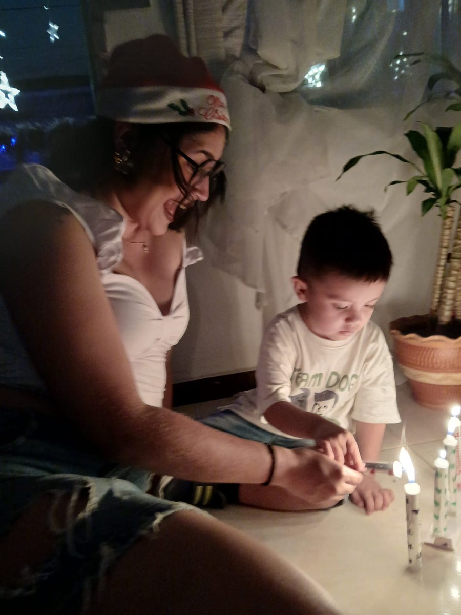 LauraUpegui6's tweet photo. Dos palabras.
Te amo. https://t.co/Dup55OtU6O
