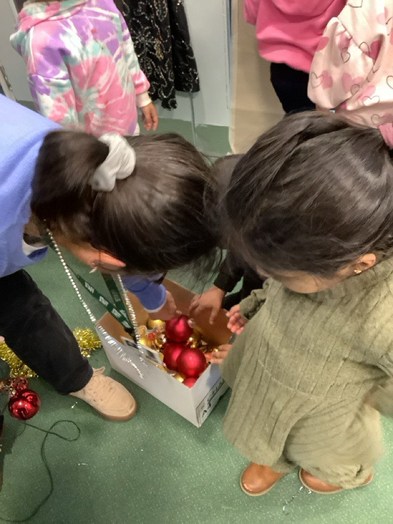 Frizinghall Primary School tweet media