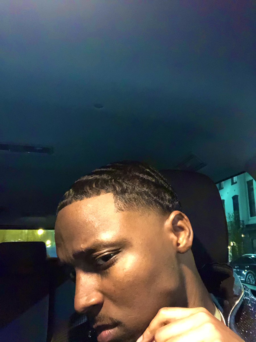 Swaggyy__P's tweet photo. Tryna get more comfortable with posting 😂 I can’t really take selfies so twitter here you go 🤷🏿‍♂️ https://t.co/xcM151jOqz