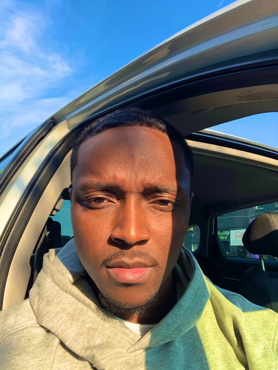 Swaggyy__P's tweet photo. Tryna get more comfortable with posting 😂 I can’t really take selfies so twitter here you go 🤷🏿‍♂️ https://t.co/xcM151jOqz