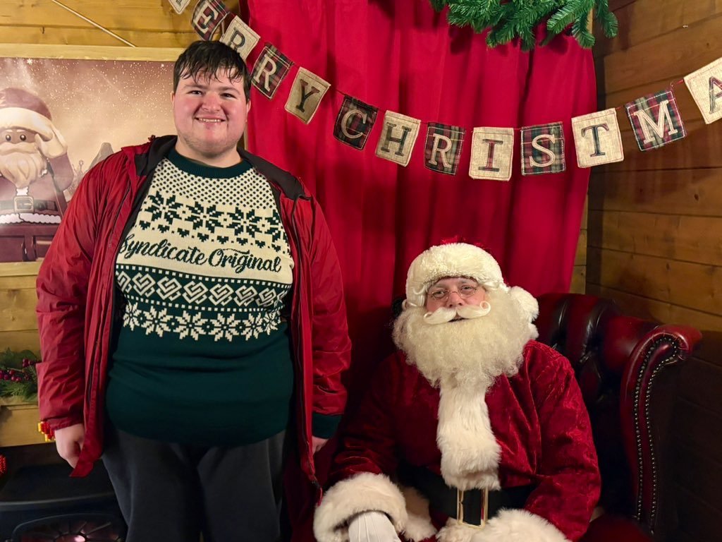 zachariahassler's tweet image. Syndicate Original Christmas Jumper on with Santa  🎄#christmas #syndicate