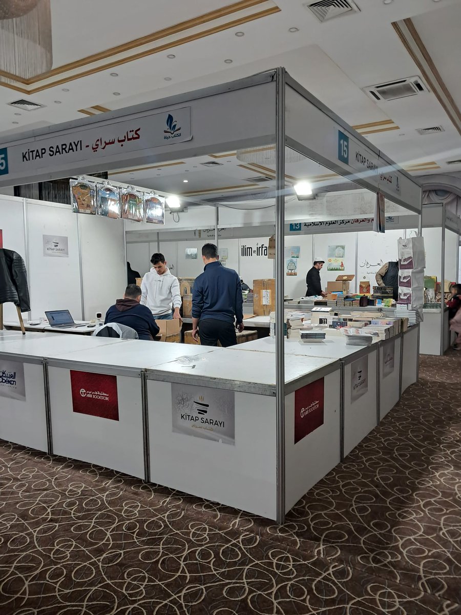 bookfairantep's tweet photo. يُسدل الستار عن معرض غازي عنتاب الثالث للكتاب العربي.

كنّا معكم طيلة ستة أيام نحتفل فيها بالكتاب العربي في عاصمة الجنوب التركي تحت شعار "#الكتاب_حياة".

دمتم في مشيئة الله https://t.co/eeyv5jYkrc