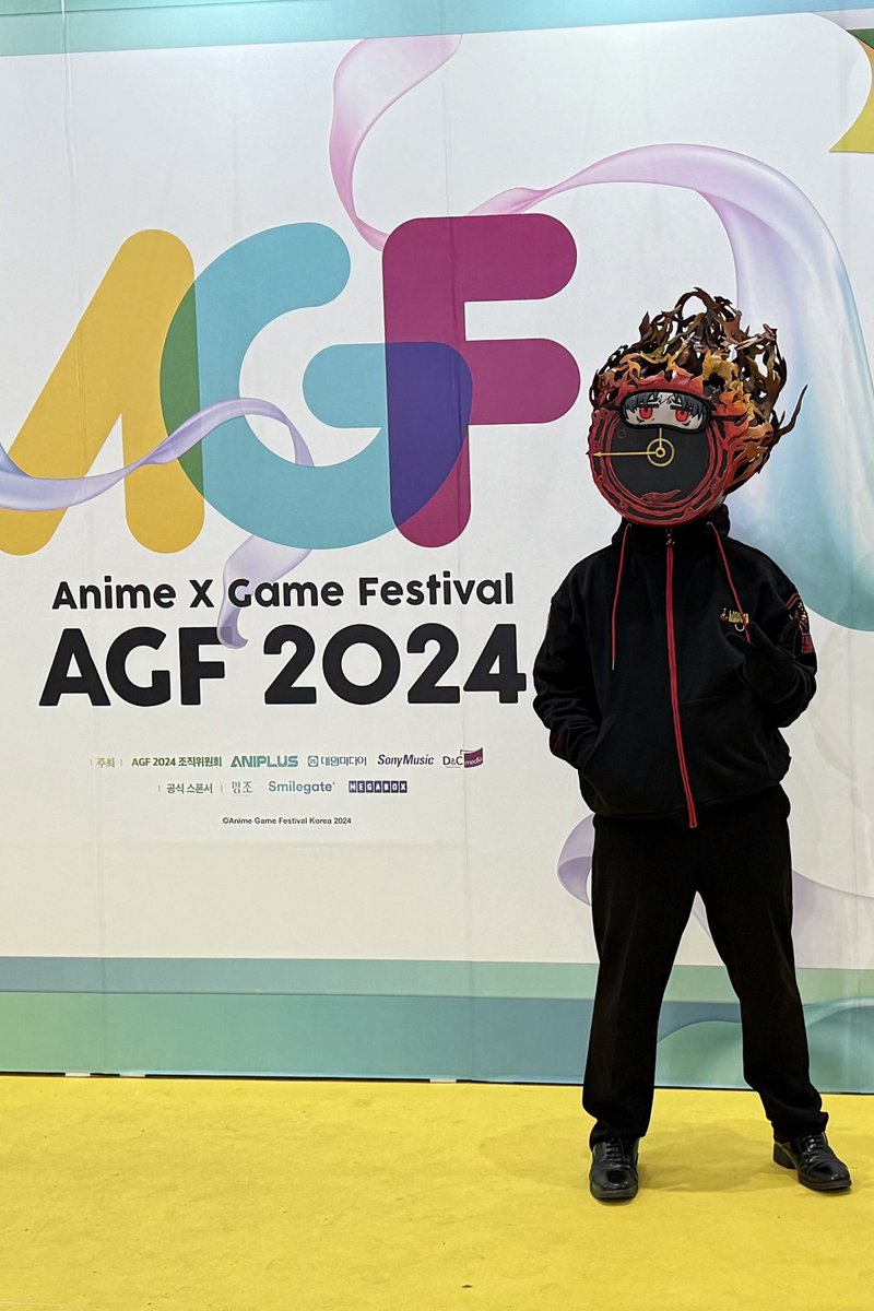 #AGF2024_Day2
관리자 비번인 단테...라는 컨셉으로 후드입고 안대를 달고 왔습니다