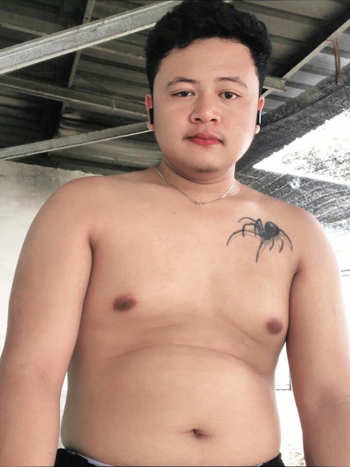 AeHanzbby's tweet photo. Yuk di nenen #gay #gaysemarang #gayjogja #banjarnegara #gayindo https://t.co/rWCqmyiKIM