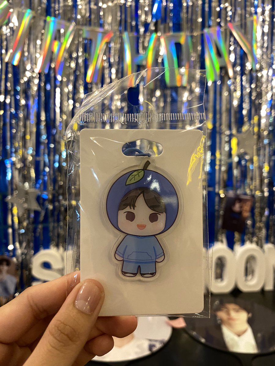 sunghoonz_1208's tweet photo. 2024.12.08 ◜◡◝ | #HAPPY_SUNGHOON_DAY 🥳🎂🎉

‘XO, CYBER1208: Lost in Nostalgia’ by @PSHGlobalTeam 
📍@currentlycafeph 

tysm for this free CSE &amp; giveaway 🥹🤍

SUNGHOON BLOOMS IN WINTER
#1208StarsAlignedForHOON 
#성훈이_생일1208번_꽉꼭안아 
#성훈 #엔하이픈 #SUNGHOON #ENHYPEN https://t.co/cJKHxUHOuT