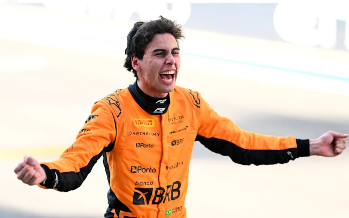 syred's tweet photo. 🏆 Gabriel Bortoleto é campeão da Fórmula 2! 🇧🇷 Que jornada incrível, cheia de talento e garra! 🚀 Próxima parada: Fórmula 1! Vamos juntos, Brasil! 🇧🇷🔥 #GabrielBortoleto #F2 #F1naBand https://t.co/SMtZuzXFLG