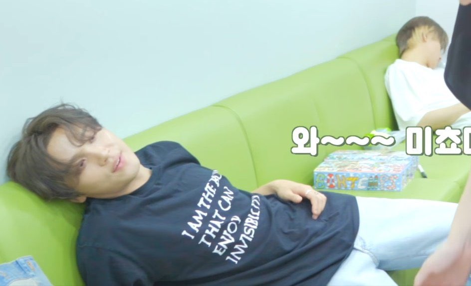 mmyhuj's tweet photo. เจ้าพ่ก strongest duo ทำงานหนักกันมาก พักกันคนละมุมเลย ไม่เจ็บไม่ป่วย กินอิ่มนอนหลับ พักผ่อนเยอะๆเลยน้า🥺
🫳🏻🫳🏻
🐯🐻 https://t.co/QZmevyFRmV