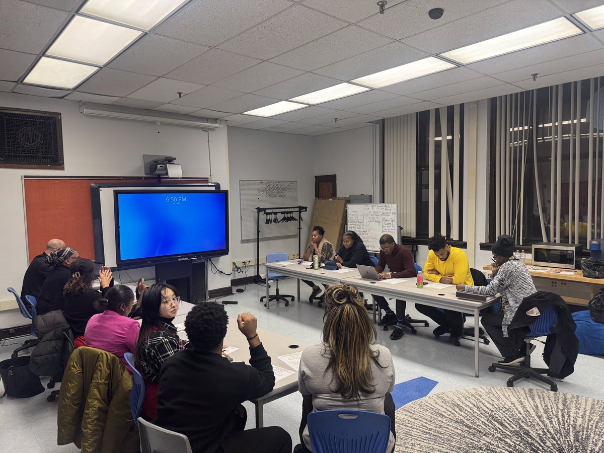 WENDELL PHILLIPS HIGH SCHOOL (@wildcats_hs1904) on Twitter photo A special guest visits the campus to take a peek at instruction and some of her former students! Then a great LSC meeting to close out the evening. <a href="/CpsLeaders/">Principal Quality</a> <a href="/ChiPubSchools/">CPS - Chicago Public Schools</a> <a href="/CPSCareerReady/">CPSCollege&Career</a> <a href="/cps_leaders/">CPS_Leaders</a> @CPS_CEO_PM <a href="/PedroCPSCEO/">Pedro Martinez</a> <a href="/DeputyChiefKlee/">William Klee</a> <a href="/ali_corliss/">Ali N. Muhammad</a> <a href="/network_cps/">Network 17 CPS</a> A special guest visits the campus to take a peek at instruction and some of her former students! Then a great LSC meeting to close out the evening. <a href="/CpsLeaders/">Principal Quality</a> <a href="/ChiPubSchools/">CPS - Chicago Public Schools</a> <a href="/CPSCareerReady/">CPSCollege&Career</a> <a href="/cps_leaders/">CPS_Leaders</a> @CPS_CEO_PM <a href="/PedroCPSCEO/">Pedro Martinez</a> <a href="/DeputyChiefKlee/">William Klee</a> <a href="/ali_corliss/">Ali N. Muhammad</a> <a href="/network_cps/">Network 17 CPS</a>