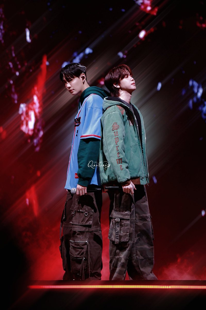 Bounpremitalia's tweet photo. Questa non è una foto, questa è arte ❤️💙
Fan Fest In Macau x BounPrem
#GMMTVFanfest2024inMacau
#bb0un #prem__space https://t.co/2rMLkLOvk1