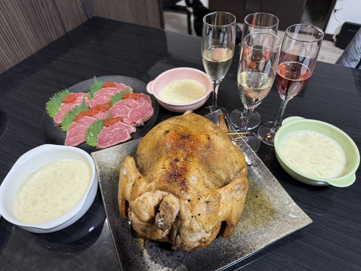 hackt6662920's tweet photo. クリスマスまで待たせないで https://t.co/vfmFvnGmBd
