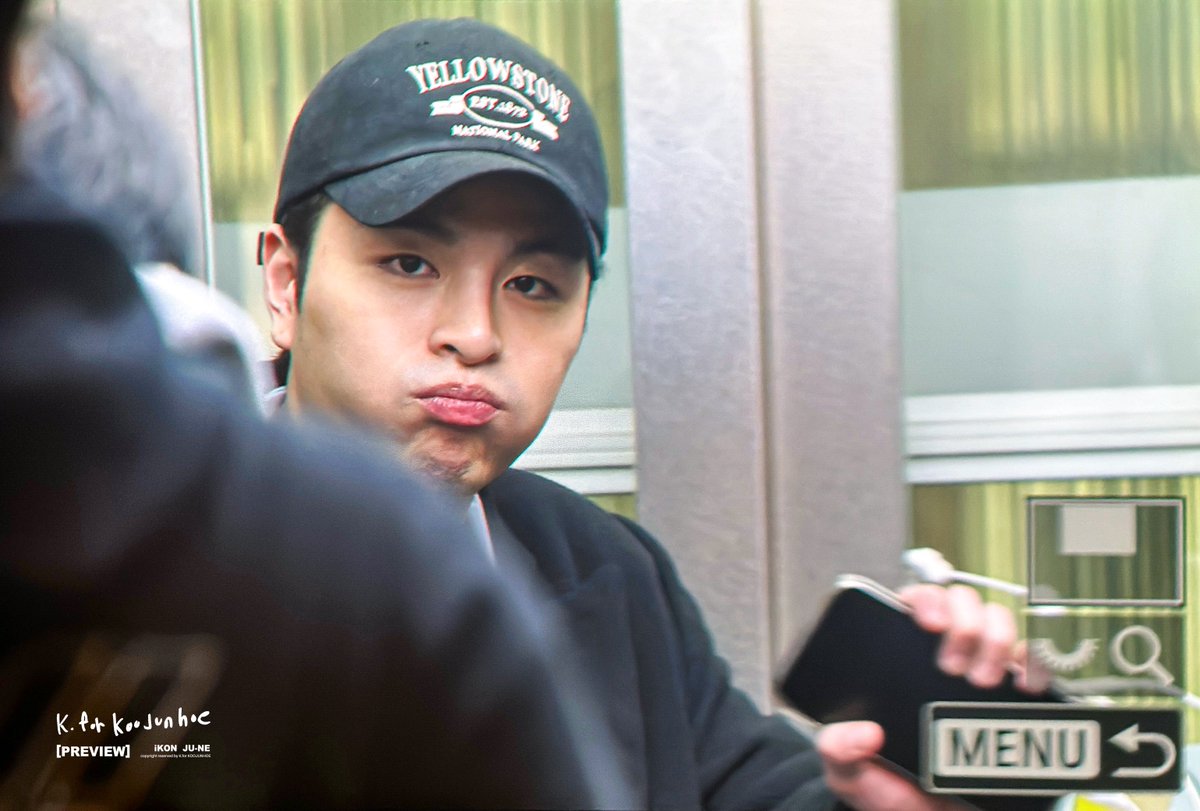 Ismemrql's tweet photo. the duality 😭 https://t.co/V4a95polIn