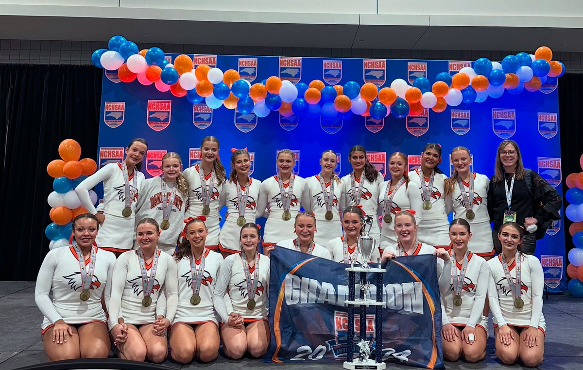 Davie County Cheer tweet media