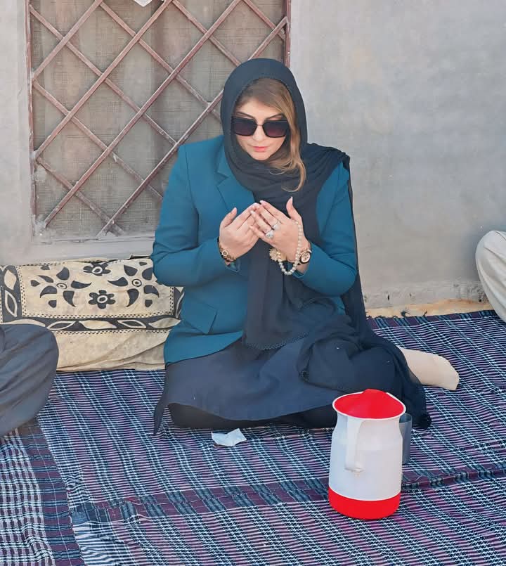womenhydbad's tweet photo. ایم پی اے محترمہ صائمہ کنول صاحبہ رکن پور میاں عبد الوھاب کی دادی اور حاجی میاں یوسف کی ساس کی وفات پر ان کے لواحقین سے اظہار تعزیت اور درجات کی بلندی کیلئے دعا کی.
#Saimakanwal #MPA #PP260
@PTIKPOfficial https://t.co/V00kCOHZLA