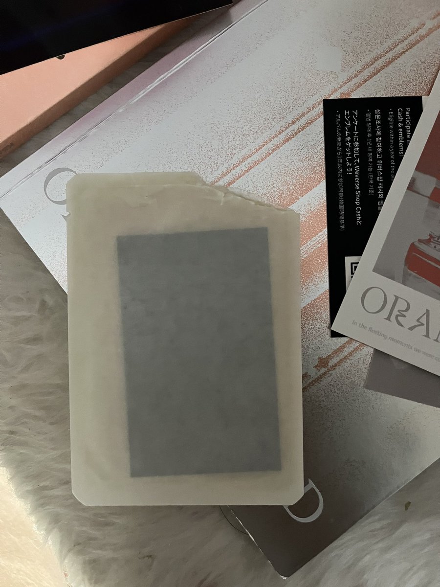 ulliecart's tweet photo. 𓏔 🗯 wts lfb enhypen ph 🏁

#ulliesells 

✦ ENHYPEN UNSEALED WITH PC ORANGE BLOOD

╰ 130 PHP
╰ onhand and mint condi (3rd pic is naopen na)
╰ payo or 3 days reserv
╰ gcash
╰ flash exp or jnt 

╰ dm me to claim!

# unsealed album photocard niki heeseung orange blood https://t.co/K7cOtOSmhH