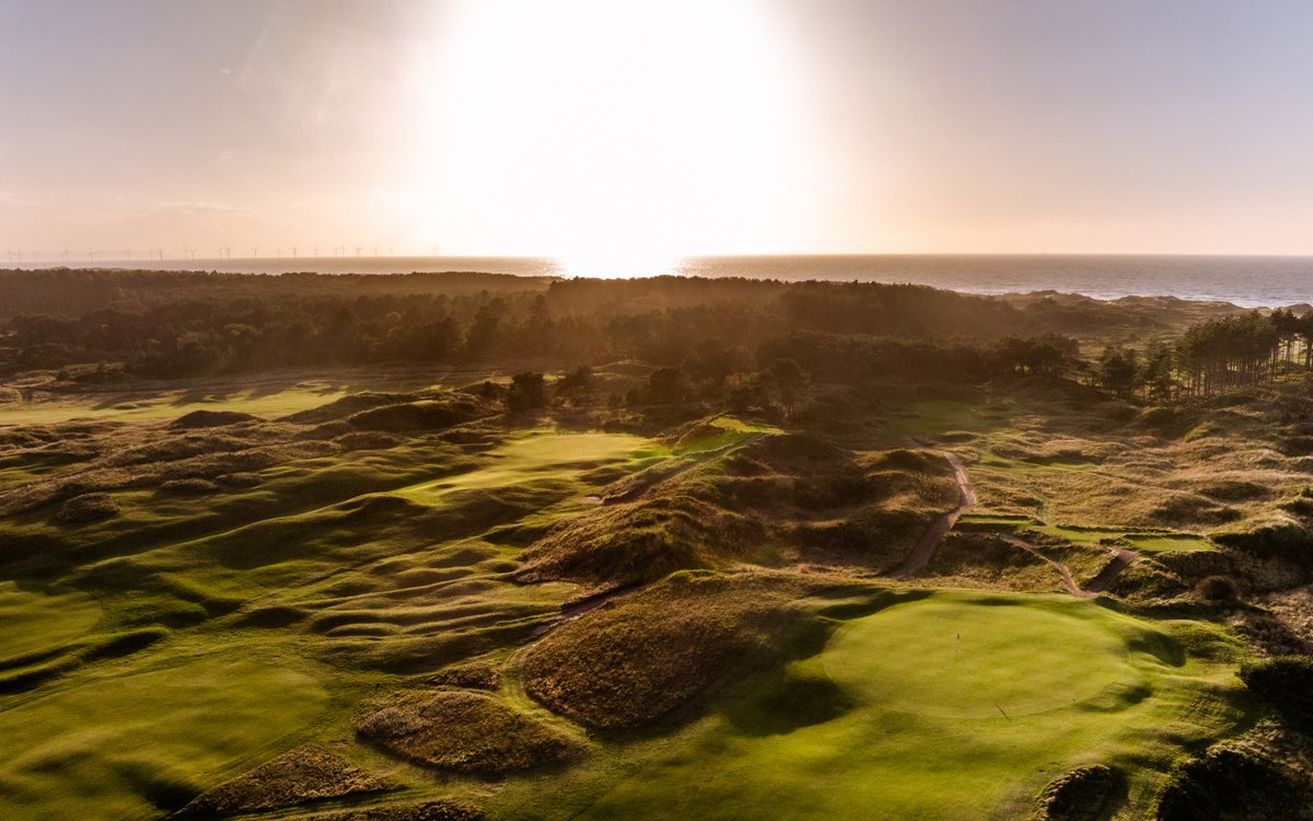 The undulating sandy soil, shaped by dunes and bordered by pine forests, creates the perfect setting for golf. This stunning landscape gives the course its unique 'links-heathland' character, offering both beauty and fun.

It's a place we're proud to call 'home'.
