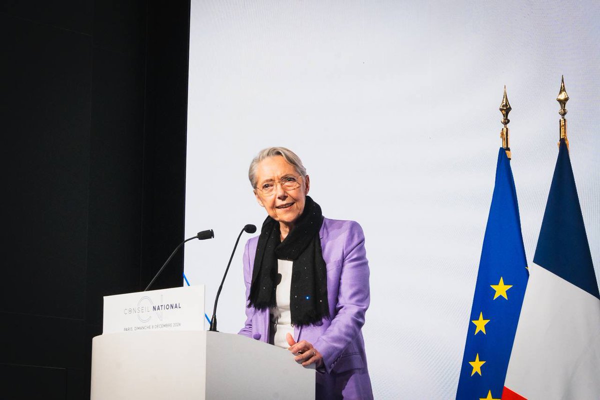 Ce matin, au Conseil national de notre parti <a href="/Renaissance/">Renaissance</a>.

Félicitations à <a href="/GabrielAttal/">Gabriel Attal</a>, Secrétaire général du parti et à <a href="/Elisabeth_Borne/">Élisabeth BORNE</a>, Présidente du Conseil National.

Nous sommes décidés à porter le #progrès et la #justice, et pour cela, renouer avec la promesse de 2016.