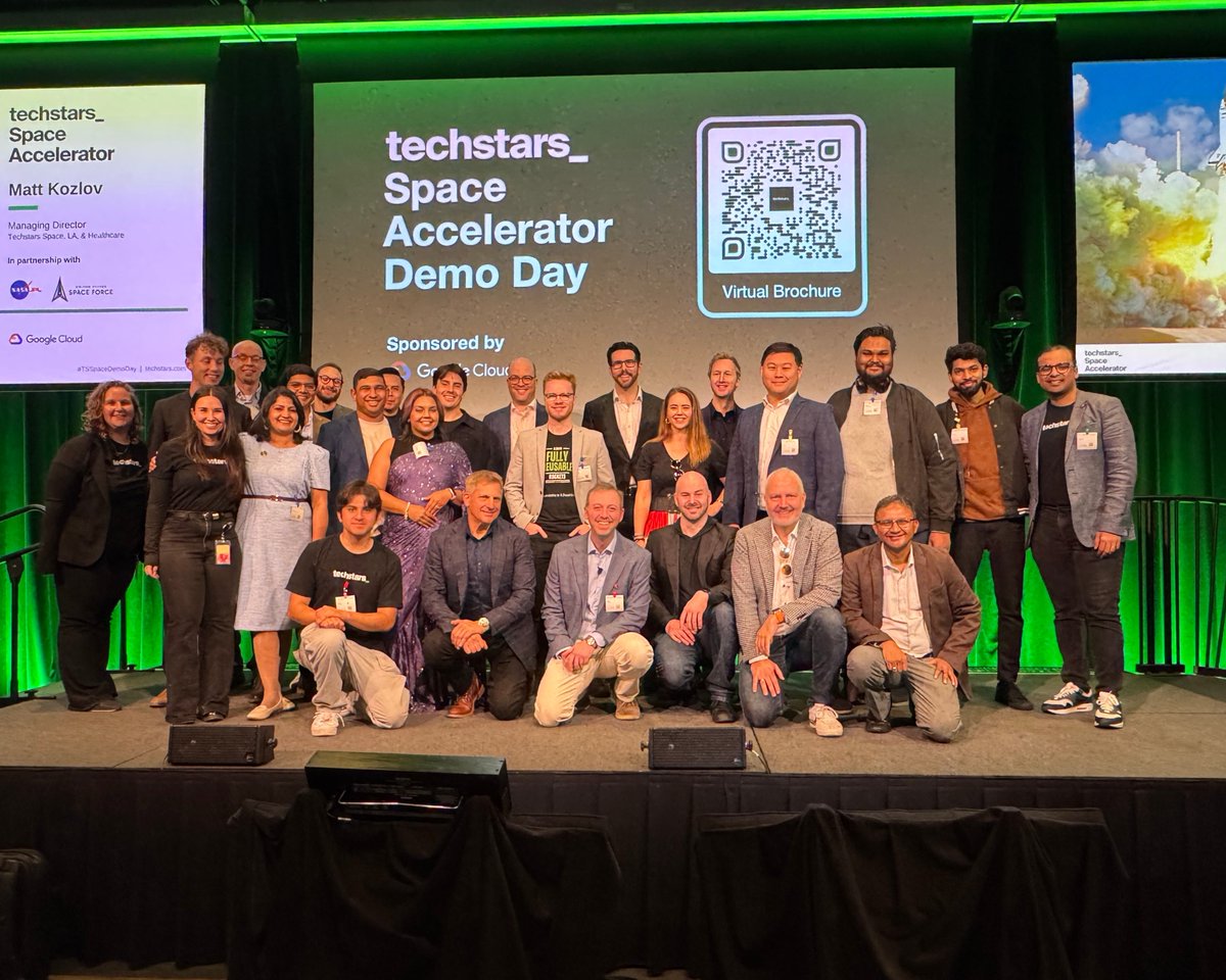 catalyxspace's tweet image. Catalyx Space successfully completed its demo day and officially graduated from the Techstars Space Accelerator Fall 2024, powered by @SpaceForceDoD and @NASAJPL 

Here are some glimpses from @Techstars Demo Day.

#TSSpaceDemoDay #Techstars