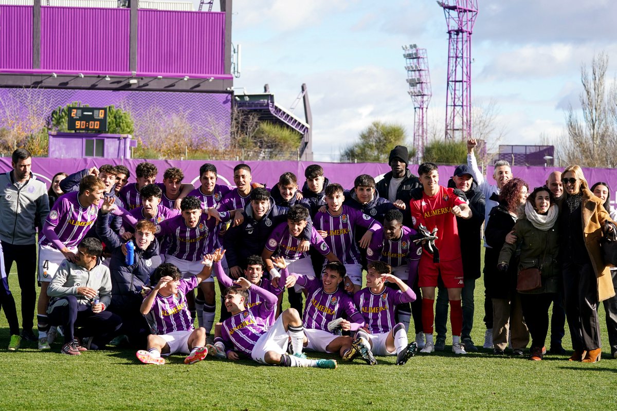 ✅🏆💜 Objetivo conseguido, familia

#pucela #RVJuvenilA