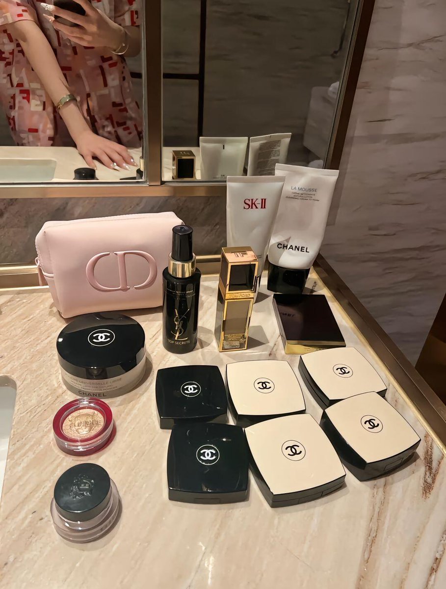 I like to beautify ✨💄