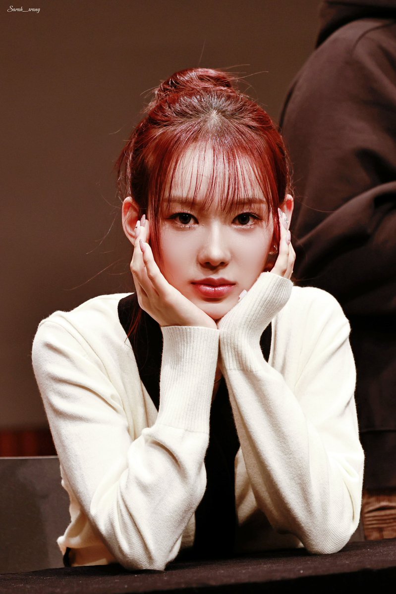 Sarah_srang's tweet photo. 241207

#IZNA #이즈나
#RYUSARANG #유사랑 https://t.co/UasL1dJg6x