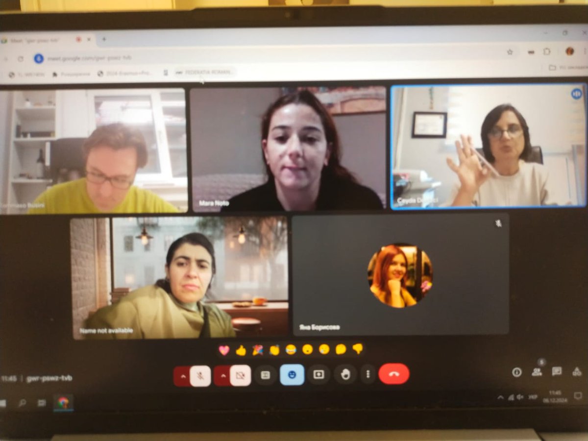 youdanceproject's tweet photo. 📌December YOU-DANCE project’s online meeting was organized last Friday! - https://t.co/JOjYpzr2BP - 🎊 #youdanceproject #youdance #ErasmusPlus #erasmusplusproject #dance #inclusion #integration #youngsters #migrants #refugees #danceexperience #EUprojects #EuropeanUnion #dancers https://t.co/Z6bAWx3THf