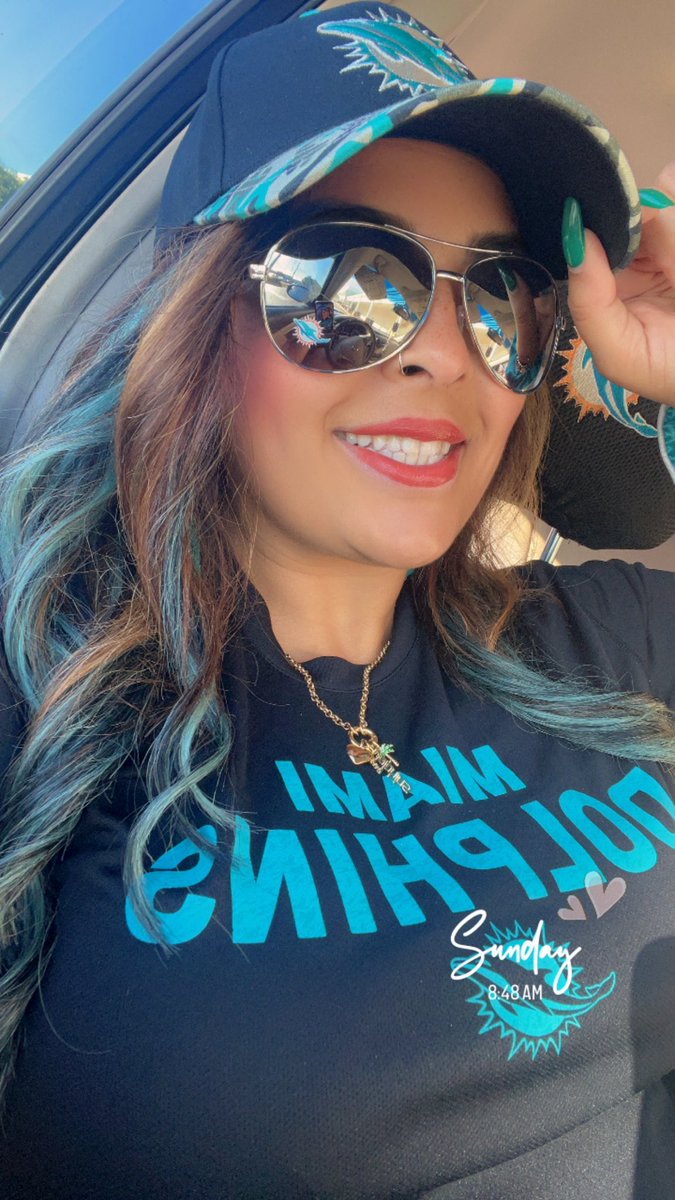 Jessica_JD's tweet photo. #GameDay #SundayFunday #GoFins #Dolfan https://t.co/PyGCO1Ez3q