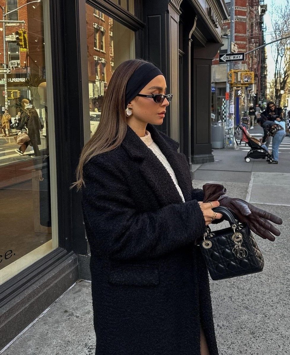 Diorgirlx's tweet photo. winter outfits https://t.co/VoUCqyPvF8