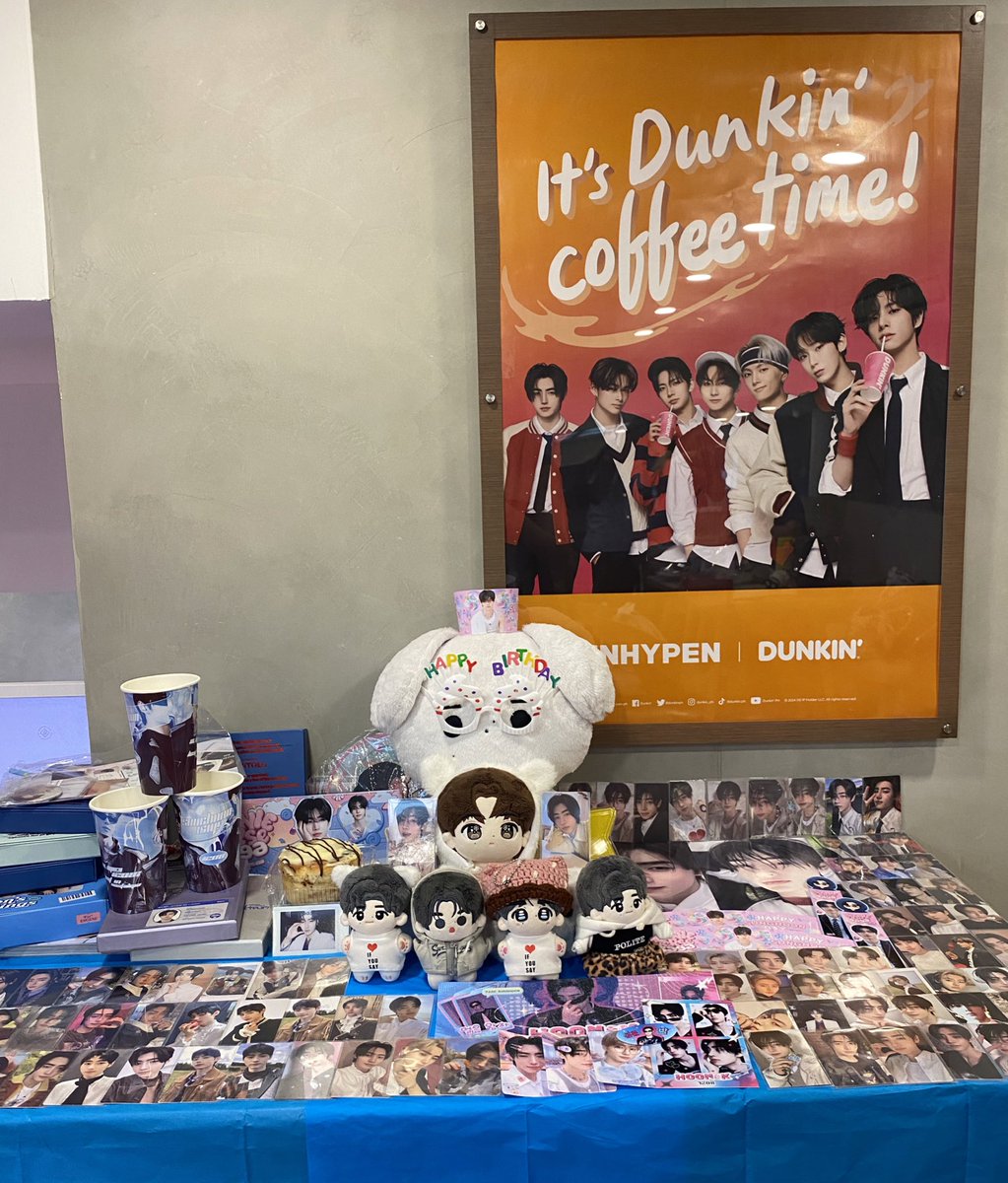 HooniesPH's tweet photo. 81224 XO #Cyber1208 #Hoon2K
Thank you to all ENGENEs who joined us today to celebrate SUNGHOONโs special day! We hope you all had a great time and are happy with your prizesโbecause no one went home empty handed! Your high energy today and unconditional love for SUNGHOON made this event truly memorable. See you all again next year ๐ฉต
We would like to express our heartfelt thanks to @dunkinph Parqal Branch. We truly appreciate your support and assistance to make this event successful.
A huge thank you also to @PSHGlobalTeam for sponsoring Cyber1208 cups. We appreciate your support and generosity!
Once again, Happy Birthday to our dear SUNGHOON! You are loved by many๐ฉท
#SUNGHOON #ENHYPEN #PSHDaily