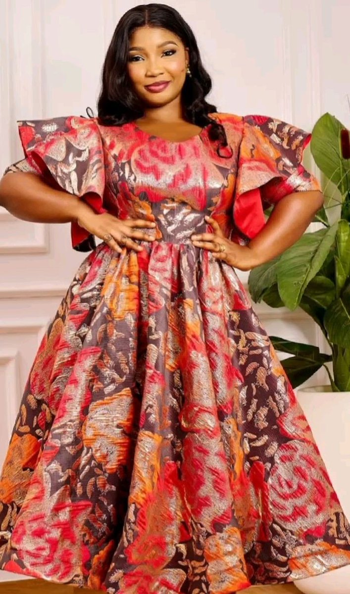 Embrace the vibrant spirit of Africa with Ankara fabric! 🎨💖 This stunning textile, known for its bold patterns and rich colors, tells stories of culture and heritage. Perfect for fashion, home decor, and more! Let’s celebrate creativity and tradition in every stitch!