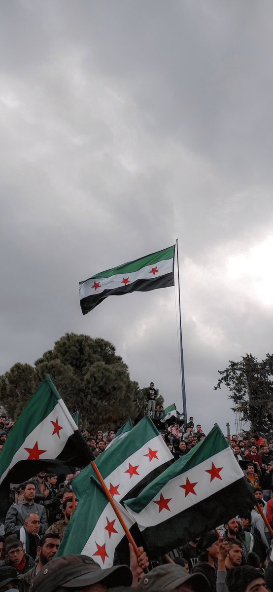 SUL__t's tweet photo. 8 ديسمبر 💚

اللهم انصر الإسلام والمسلمين في كل مكان ..
بداية خير وسلام لسوريا بأذن الله ..

 #تحرير_الشام https://t.co/mXkoG6ClcJ