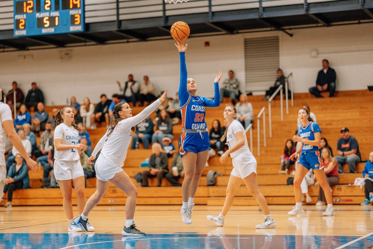 uscga_wbb's tweet image. Roadtrip W 🐻🏀
.
📸: David Lau
.
#gocoastguard #legacy