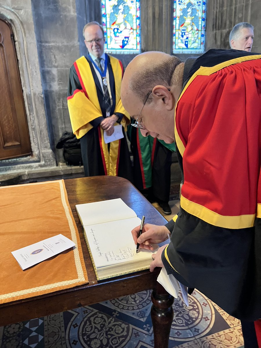 Signing the Prestigious Visitors Book in the Cathedral of Glasgow on the Founders Day Service