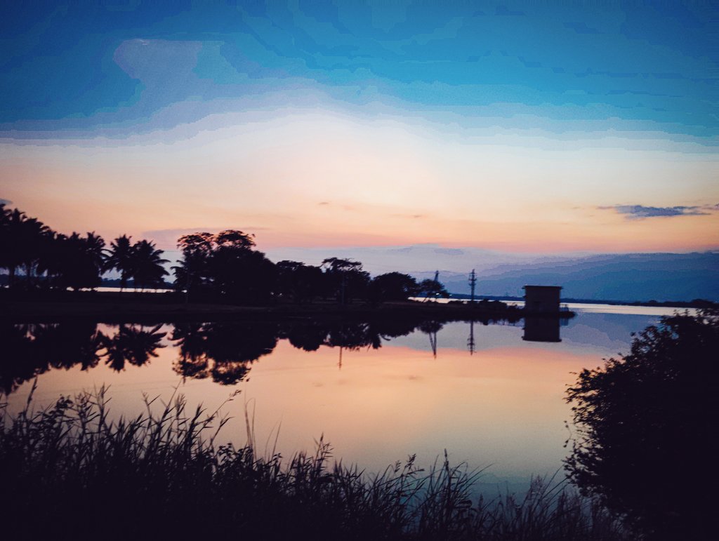 Shedding the weight of the day, a moment to breathe and reflect