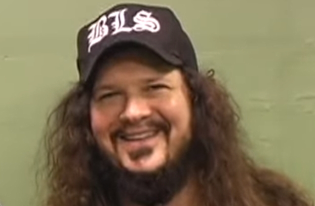 BLABBERMOUTHNET's tweet photo. Today Marks 20th Anniversary Of PANTERA Guitarist 'DIMEBAG' DARRELL ABBOTT's Death https://t.co/6vkDzDJhXX https://t.co/FPsmvWijhf