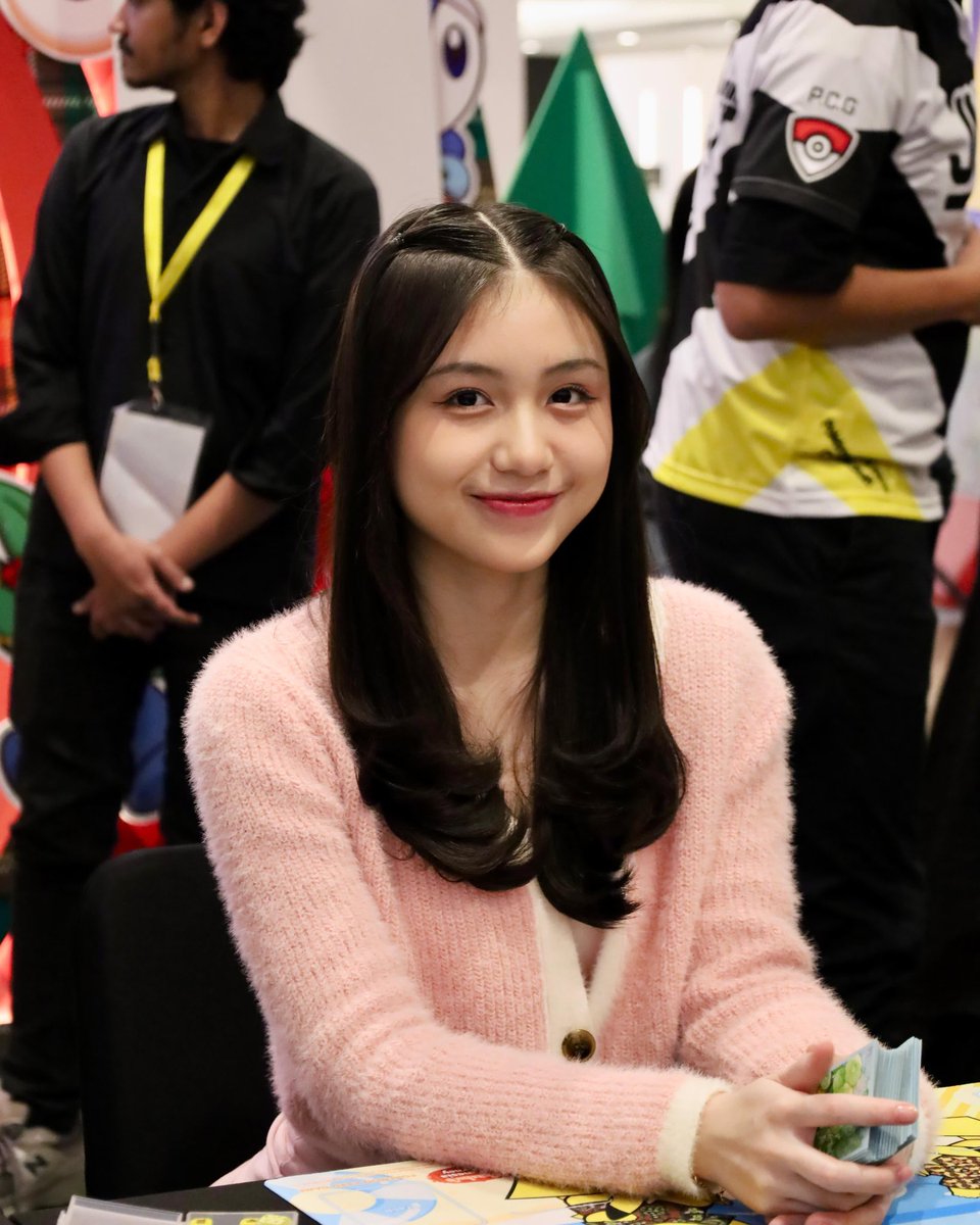 neosohomall's tweet photo. Today’s Pokémon TCG battle with Haruka, Michie JKT48, and Gracie JKT48 brought so much excitement to Neo Soho Mall! 🃏✨
7 Dec 2024
At L3A
Neo Soho Mall
#NeoSohoMall #PokemonFestival #PokemonTCGBattle https://t.co/kQn0pikn63
