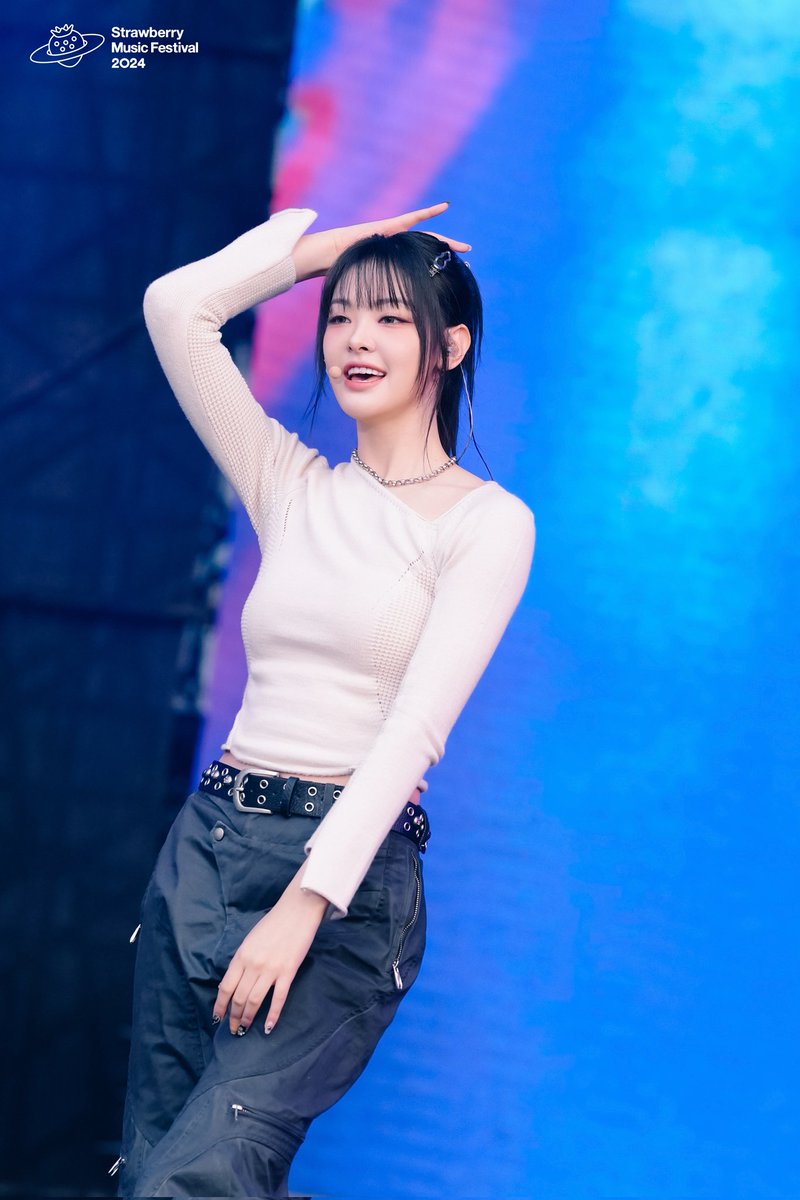 cleaaan1's tweet photo. 241208  tripleS strawberry music festival 

©️摩登天空

#tripleS #트리플에스 #トリプルS #トリプルエス #トエス
 #카에데 #Kaede #山田楓 #코토네 #Kotone #嘉味元琴音 #신위 #Xinyu #周心语 #린 #Lymn #川上凜 https://t.co/d45fH7KlTK