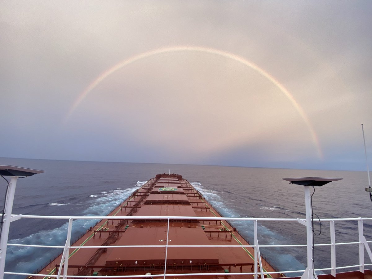 AiriCapt's tweet photo. Rainbow clicked in Indian Ocean
#nature
#lifeonship https://t.co/Pl62y9OKsy