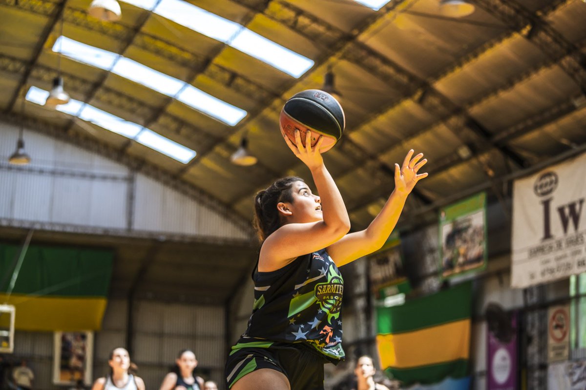AFMBOficial's tweet photo. 🔛 FINALES FORMATIVAS AFMB

🏀 Temperley 🆚 Institución Sarmiento 
⛹🏻‍♀️ U15 - Interconferencias B
📍 Sede: Unión Vecinal de Munro https://t.co/p67KjPlIHc