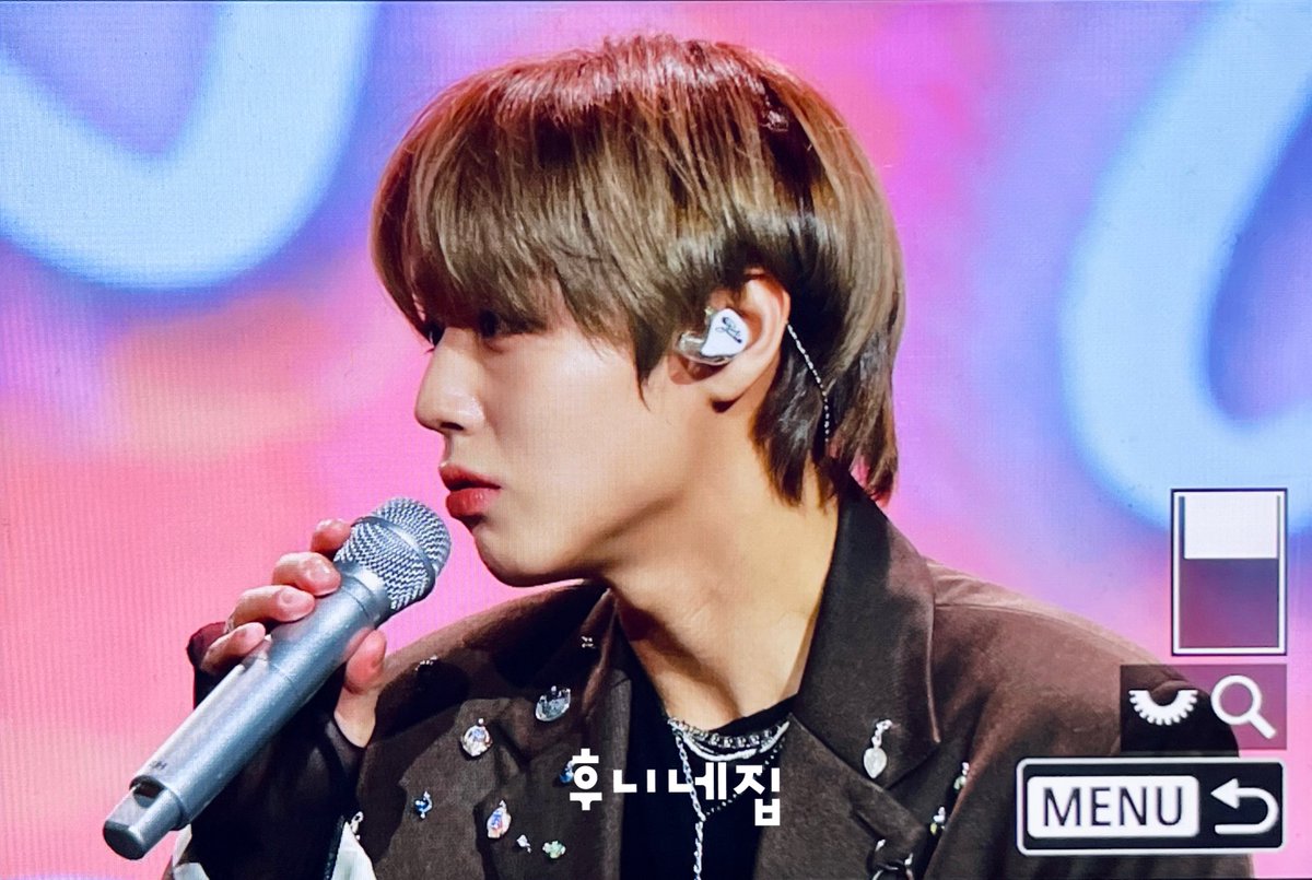 241208 팬미팅 ‘OPENING’ in 대만

토크할때 너무 잘생겨서 그저 감탄만ㅋㅋ🤤😍

#박지훈 #Parkjihoon 
#winter_fanmeeting_in_Taipei