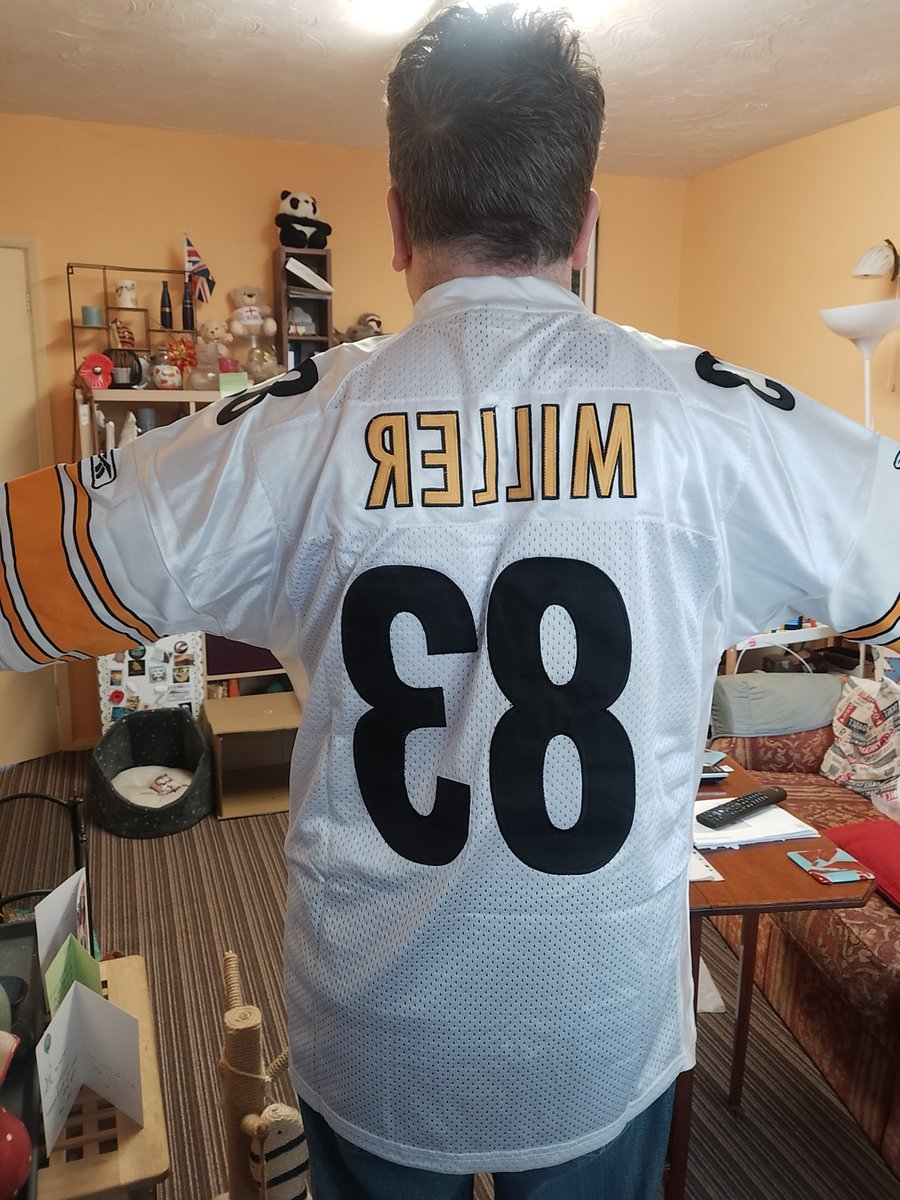 Del says THIS ACCOUNT SUPPORTS STRIKERS! tweet media