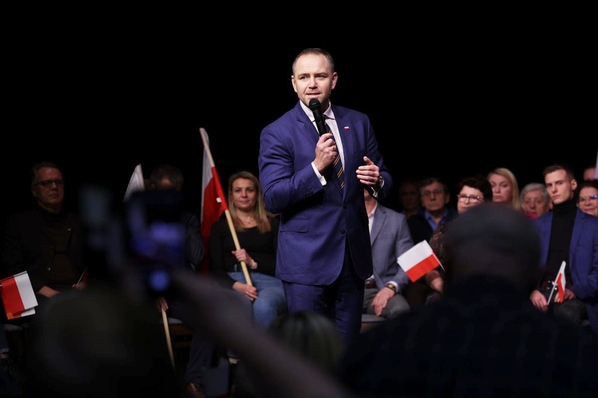 Popierasz <a href="/NawrockiKn/">Karol Nawrocki</a>? Jeśli tak to daj serduszko i podaj dalej wpis, niech się niesie po X ✌️🇵🇱