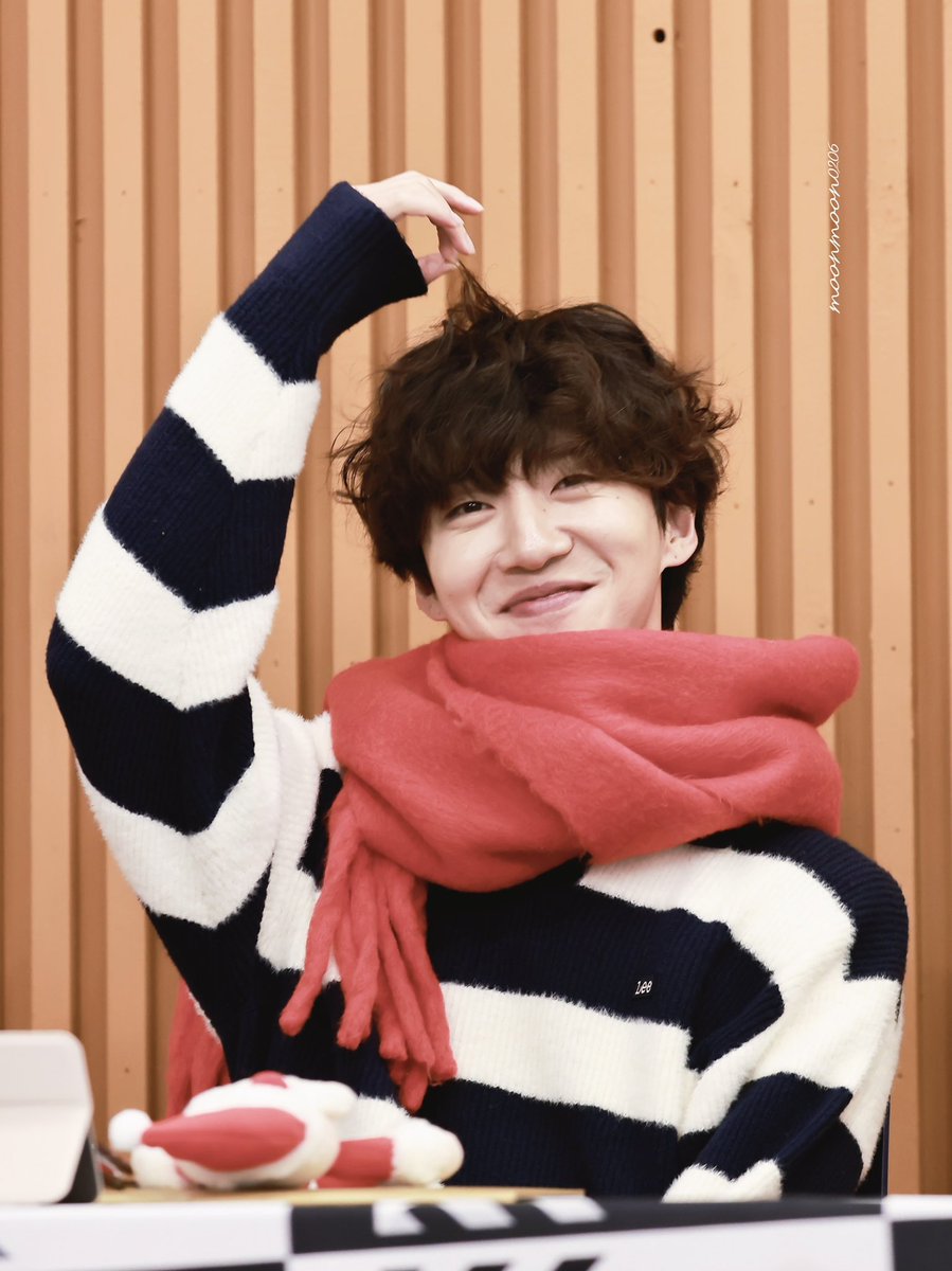 hourlyguk's tweet photo. i'm back just to share these pics because he looks so fluffy and i need everyone to scream about it with me 😭😭😭😭 https://t.co/oDlACep9Le