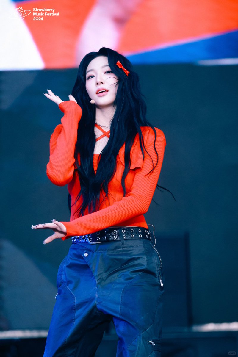 cleaaan1's tweet photo. 241207  tripleS strawberry music festival 

©️84 1073-七仔

#tripleS #트리플에스 #トリプルS #トリプルエス #トエス
 #카에데 #Kaede #山田楓 #코토네 #Kotone #嘉味元琴音 #신위 #Xinyu #周心语 #린 #Lymn #川上凜 https://t.co/QVPE6AbFtt
