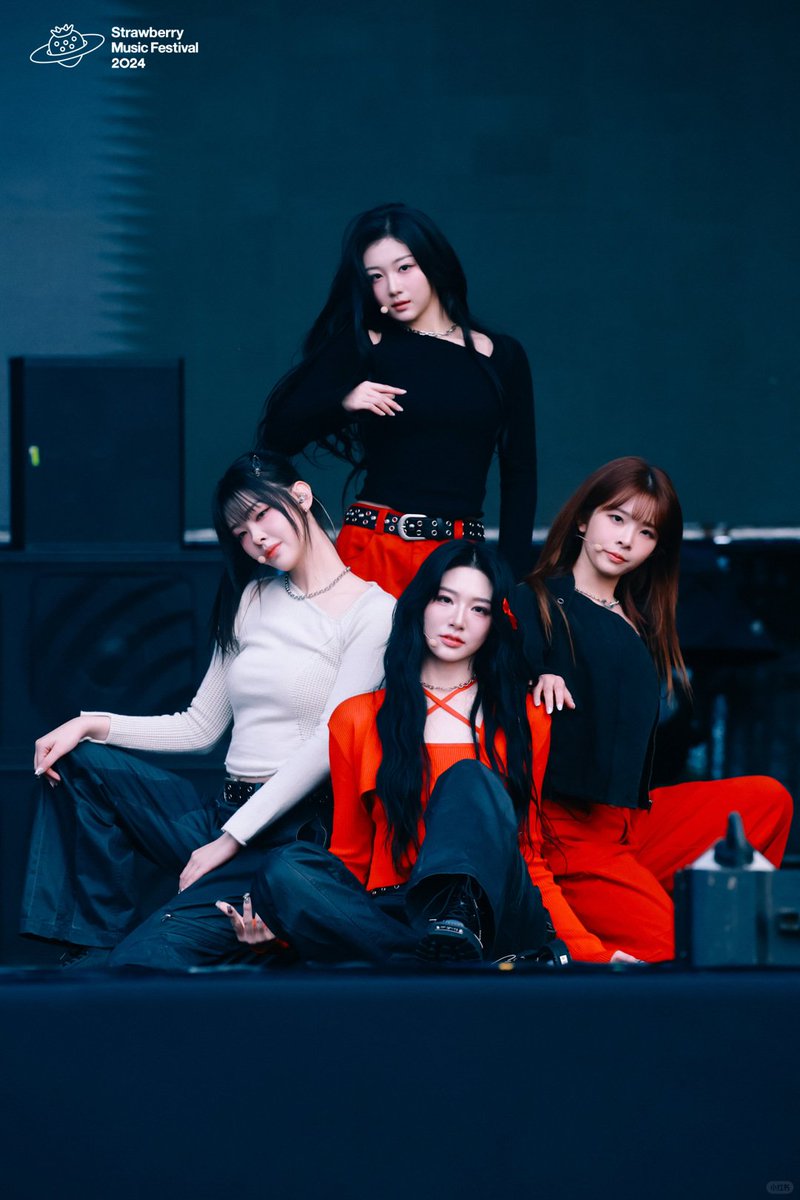 cleaaan1's tweet photo. 241207  tripleS strawberry music festival 

©️84 1073-七仔

#tripleS #트리플에스 #トリプルS #トリプルエス #トエス
 #카에데 #Kaede #山田楓 #코토네 #Kotone #嘉味元琴音 #신위 #Xinyu #周心语 #린 #Lymn #川上凜 https://t.co/QVPE6AbFtt