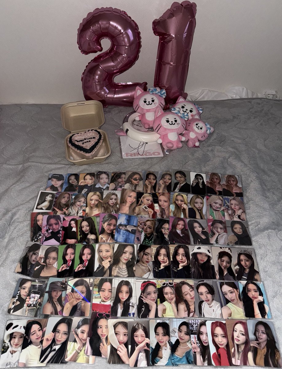 midzyun_a's tweet photo. 신윤아 생일 축하해 ₍ᐢ‥ᐢ₎ ♡
앞으로도 계속 사랑해💗 https://t.co/pJiKOuw0Lr